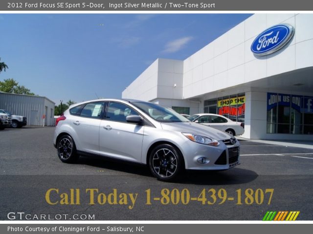 2012 Ford Focus SE Sport 5-Door in Ingot Silver Metallic