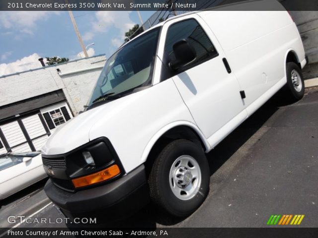 2011 Chevrolet Express 3500 Work Van in Summit White
