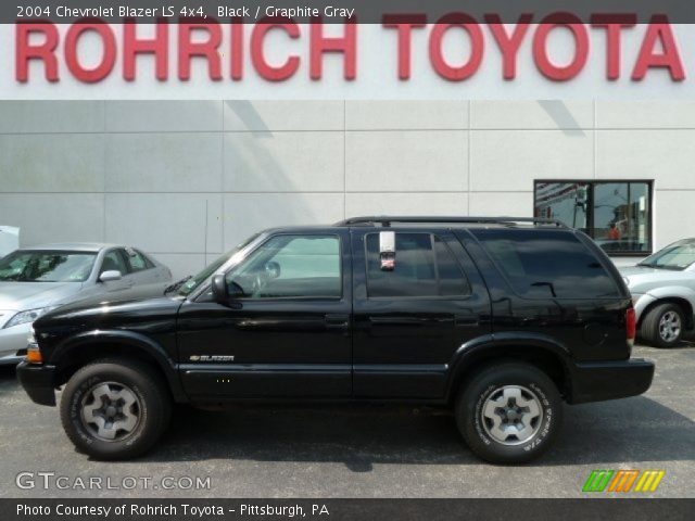 2004 Chevrolet Blazer LS 4x4 in Black