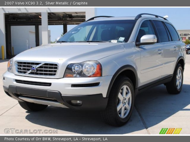 2007 Volvo XC90 3.2 in Silver Metallic