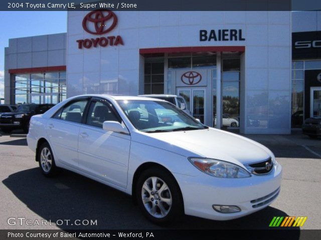 2004 Toyota Camry LE in Super White