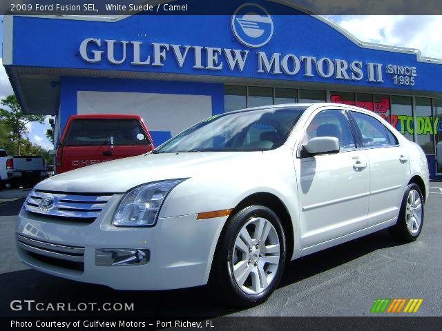 2009 Ford Fusion SEL in White Suede