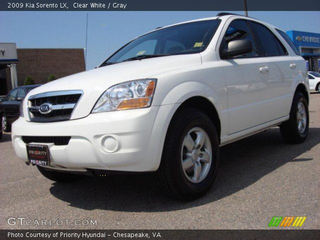2009 Kia Sorento LX in Clear White