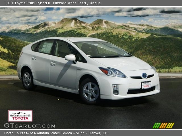 2011 Toyota Prius Hybrid II in Blizzard White Pearl