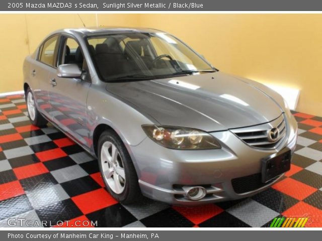 2005 Mazda MAZDA3 s Sedan in Sunlight Silver Metallic