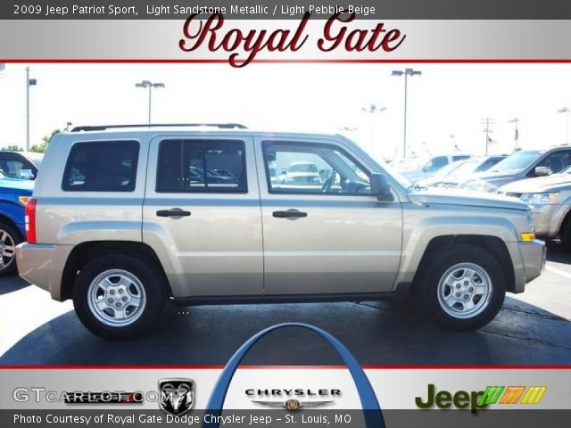 2009 Jeep Patriot Sport in Light Sandstone Metallic