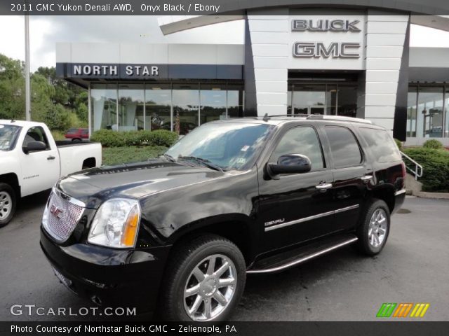 2011 GMC Yukon Denali AWD in Onyx Black