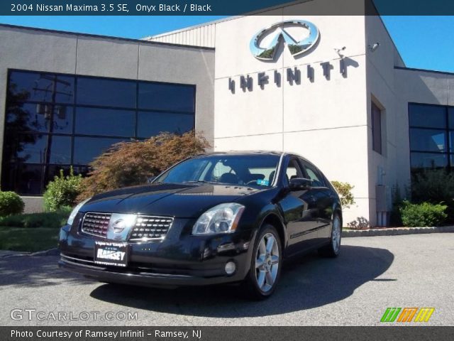 2004 Nissan Maxima 3.5 SE in Onyx Black