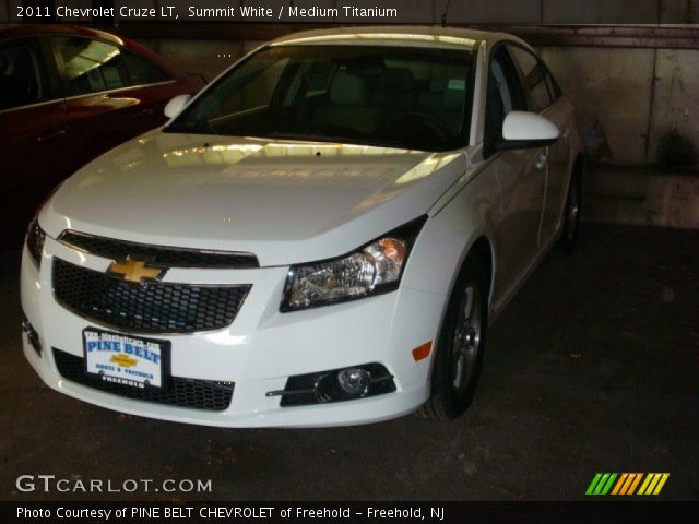 2011 Chevrolet Cruze LT in Summit White