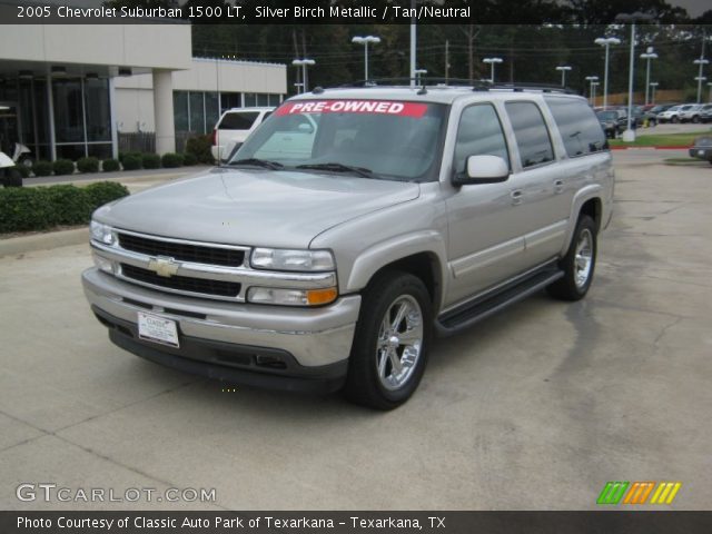 2005 Chevrolet Suburban 1500 LT in Silver Birch Metallic