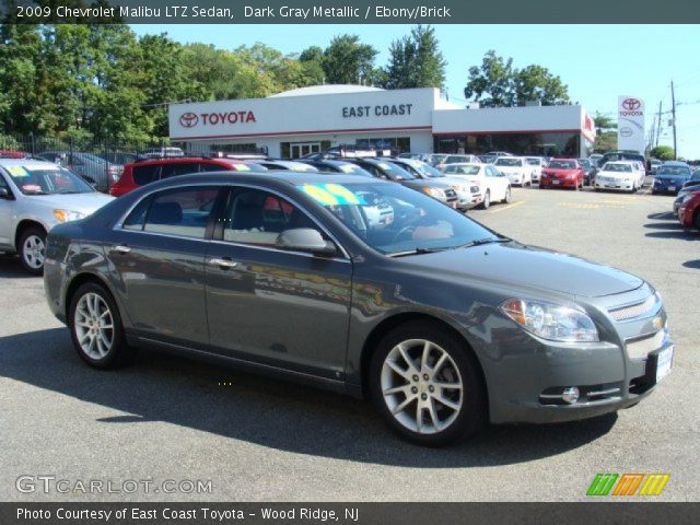 2009 Chevrolet Malibu LTZ Sedan in Dark Gray Metallic