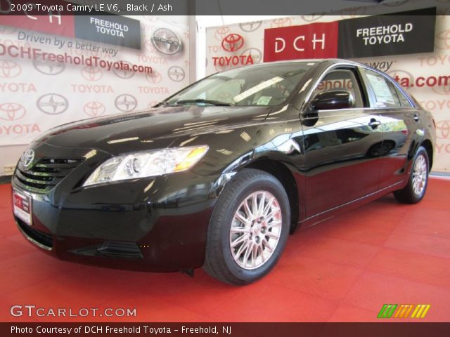 2009 Toyota Camry LE V6 in Black