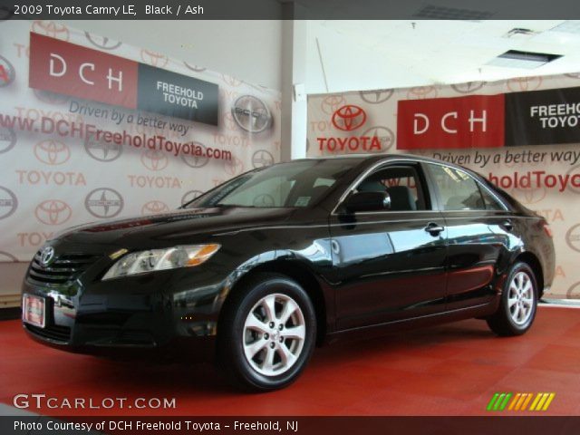 2009 Toyota Camry LE in Black