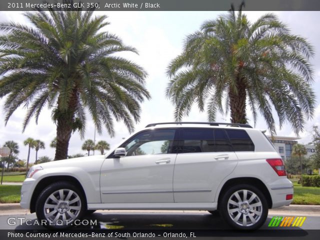 2011 Mercedes-Benz GLK 350 in Arctic White
