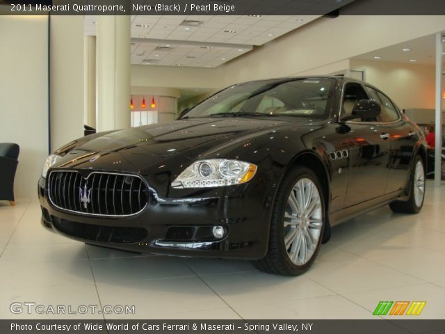 2011 Maserati Quattroporte  in Nero (Black)