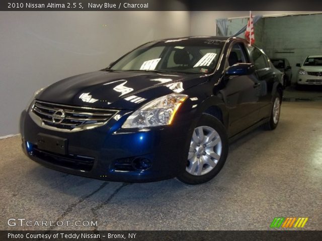 2010 Nissan Altima 2.5 S in Navy Blue