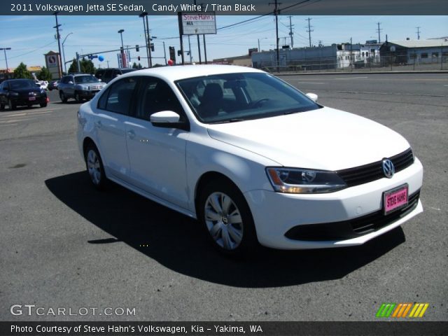 2011 Volkswagen Jetta SE Sedan in Candy White