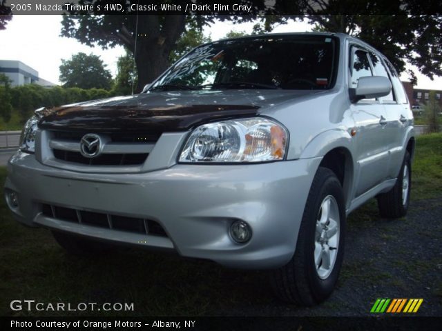 2005 Mazda Tribute s 4WD in Classic White