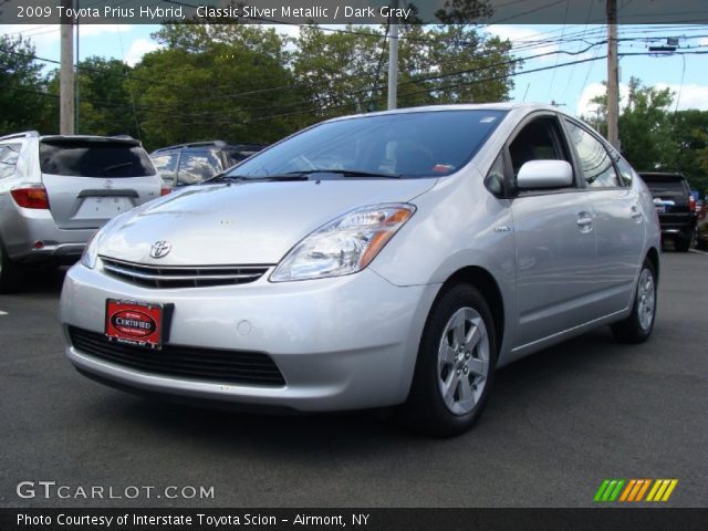 2009 Toyota Prius Hybrid in Classic Silver Metallic