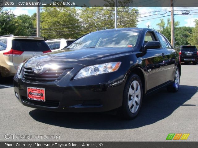 2009 Toyota Camry LE in Black