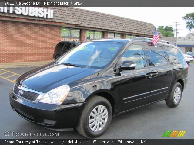 2011 Kia Sedona LX in Midnight Black