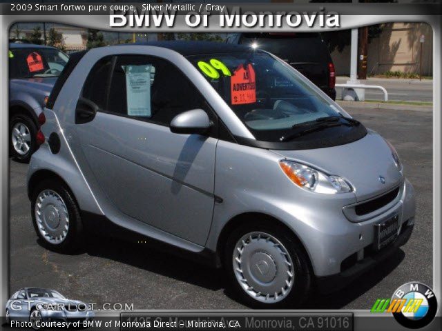 2009 Smart fortwo pure coupe in Silver Metallic