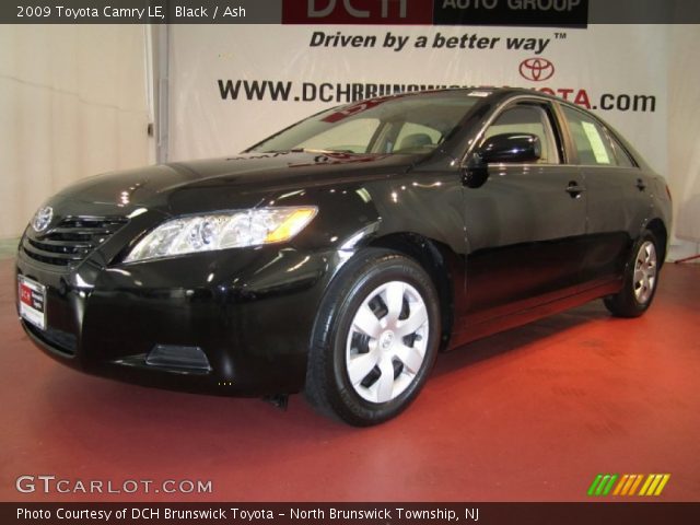 2009 Toyota Camry LE in Black