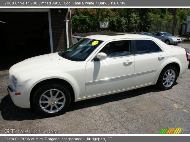 2008 Chrysler 300 Limited AWD in Cool Vanilla White