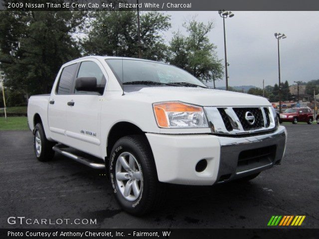 2009 Nissan Titan SE Crew Cab 4x4 in Blizzard White