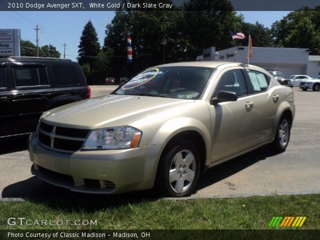 2010 Dodge Avenger SXT in White Gold