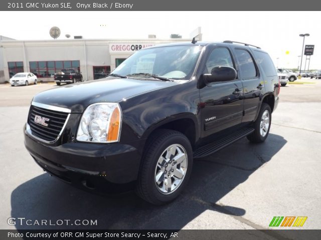 2011 GMC Yukon SLE in Onyx Black