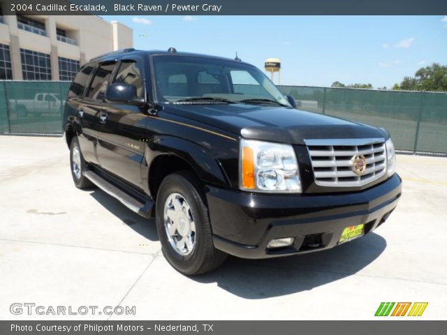 2004 Cadillac Escalade  in Black Raven
