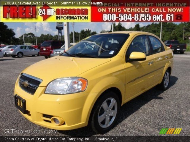 2009 Chevrolet Aveo LT Sedan in Summer Yellow