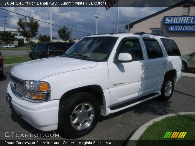 2004 GMC Yukon Denali AWD in Summit White