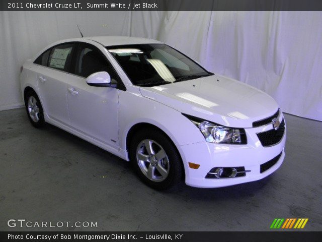 2011 Chevrolet Cruze LT in Summit White