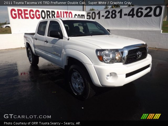 2011 Toyota Tacoma V6 TRD PreRunner Double Cab in Super White