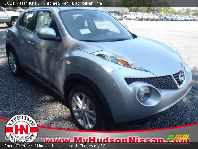 2011 Nissan Juke S in Chrome Silver