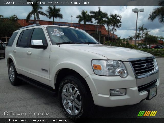 2007 Ford Explorer Limited in White Sand Tri-Coat