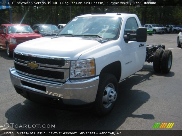 2011 Chevrolet Silverado 3500HD Regular Cab 4x4 Chassis in Summit White