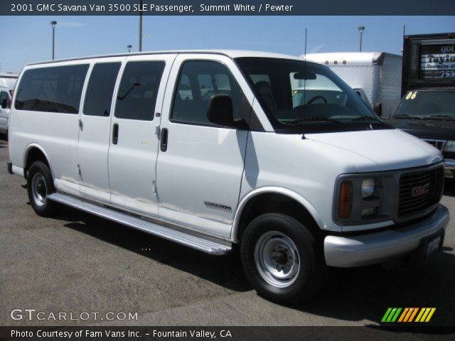 2001 GMC Savana Van 3500 SLE Passenger in Summit White