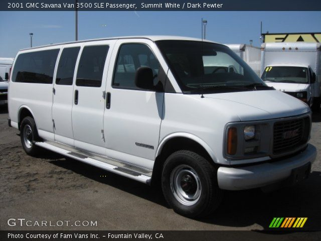 2001 GMC Savana Van 3500 SLE Passenger in Summit White