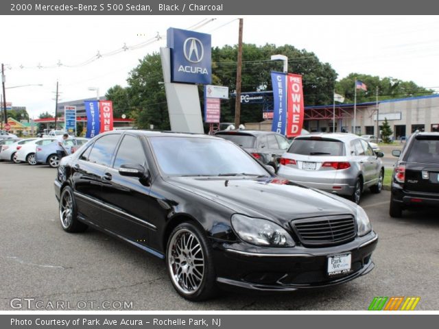 2000 Mercedes-Benz S 500 Sedan in Black