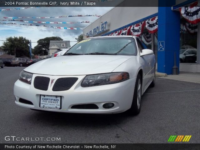 2004 Pontiac Bonneville GXP in Ivory White