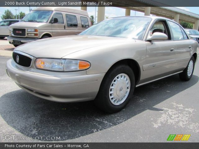 2000 Buick Century Custom in Light Sandrift Metallic