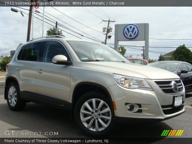 2011 Volkswagen Tiguan SE 4Motion in White Gold Metallic