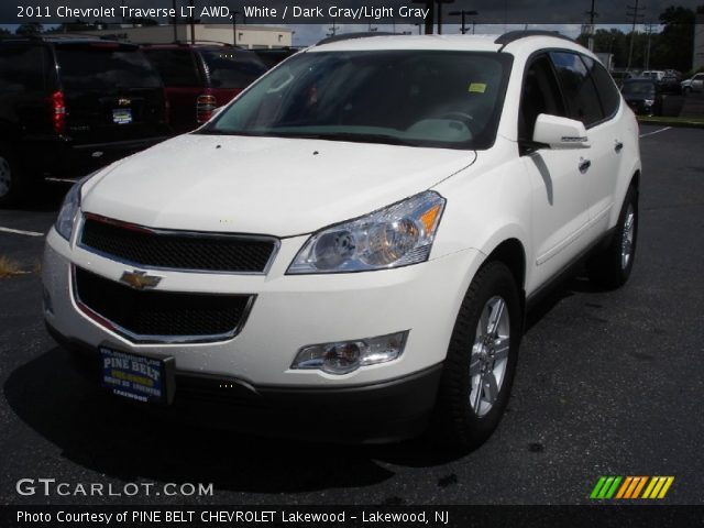 2011 Chevrolet Traverse LT AWD in White