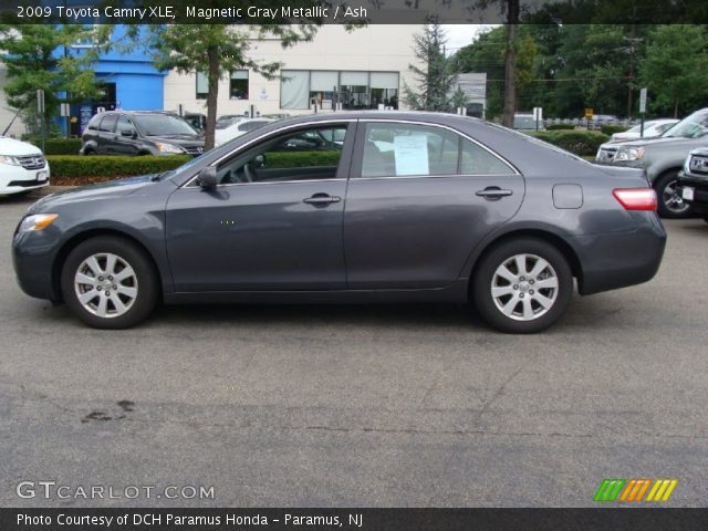 2009 Toyota Camry XLE in Magnetic Gray Metallic