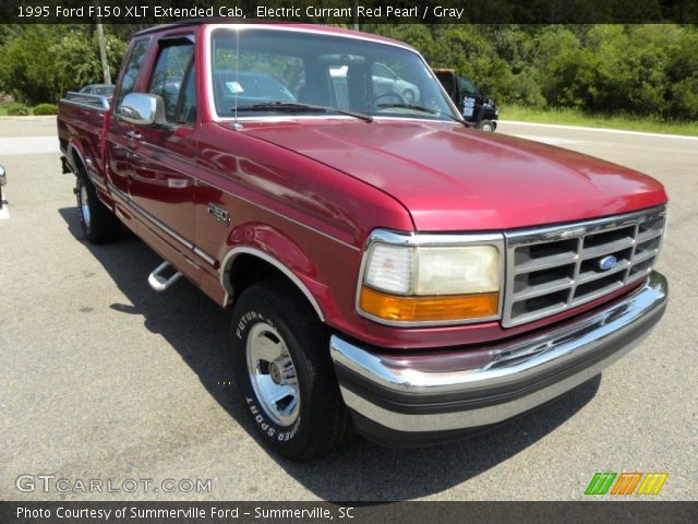 1995 Ford F150 XLT Extended Cab in Electric Currant Red Pearl