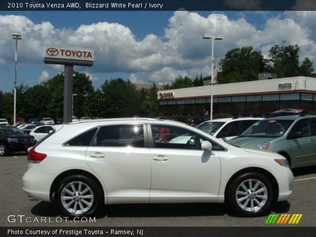 2010 Toyota Venza AWD in Blizzard White Pearl