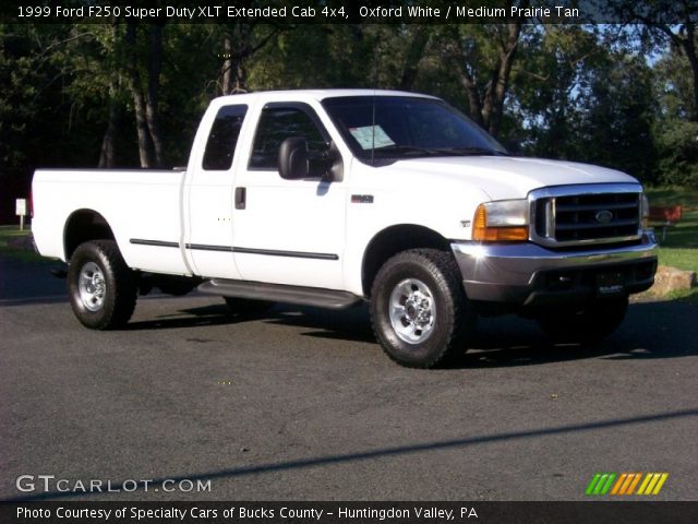 1999 Ford F250 Super Duty XLT Extended Cab 4x4 in Oxford White